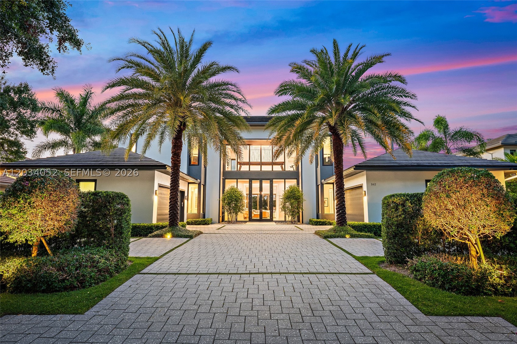 162 Commodore Dr