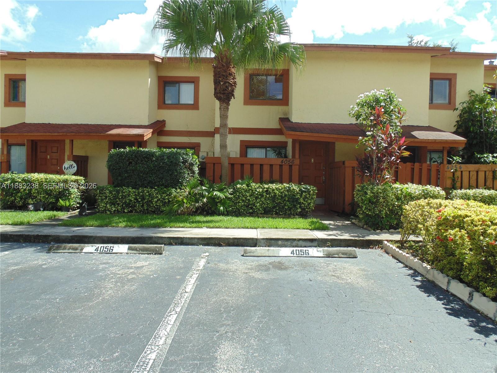 SPRING TREE - Residential