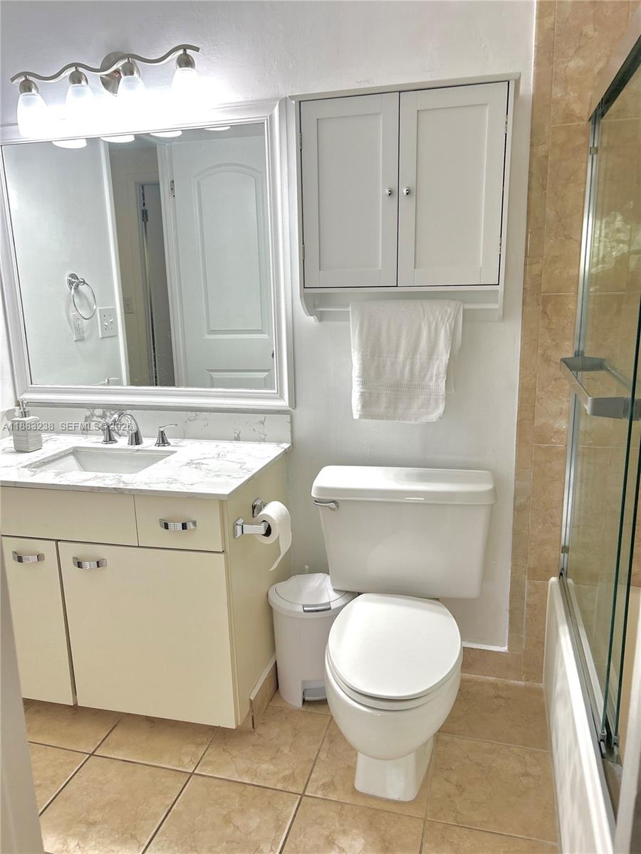 SPRING TREE - Residential