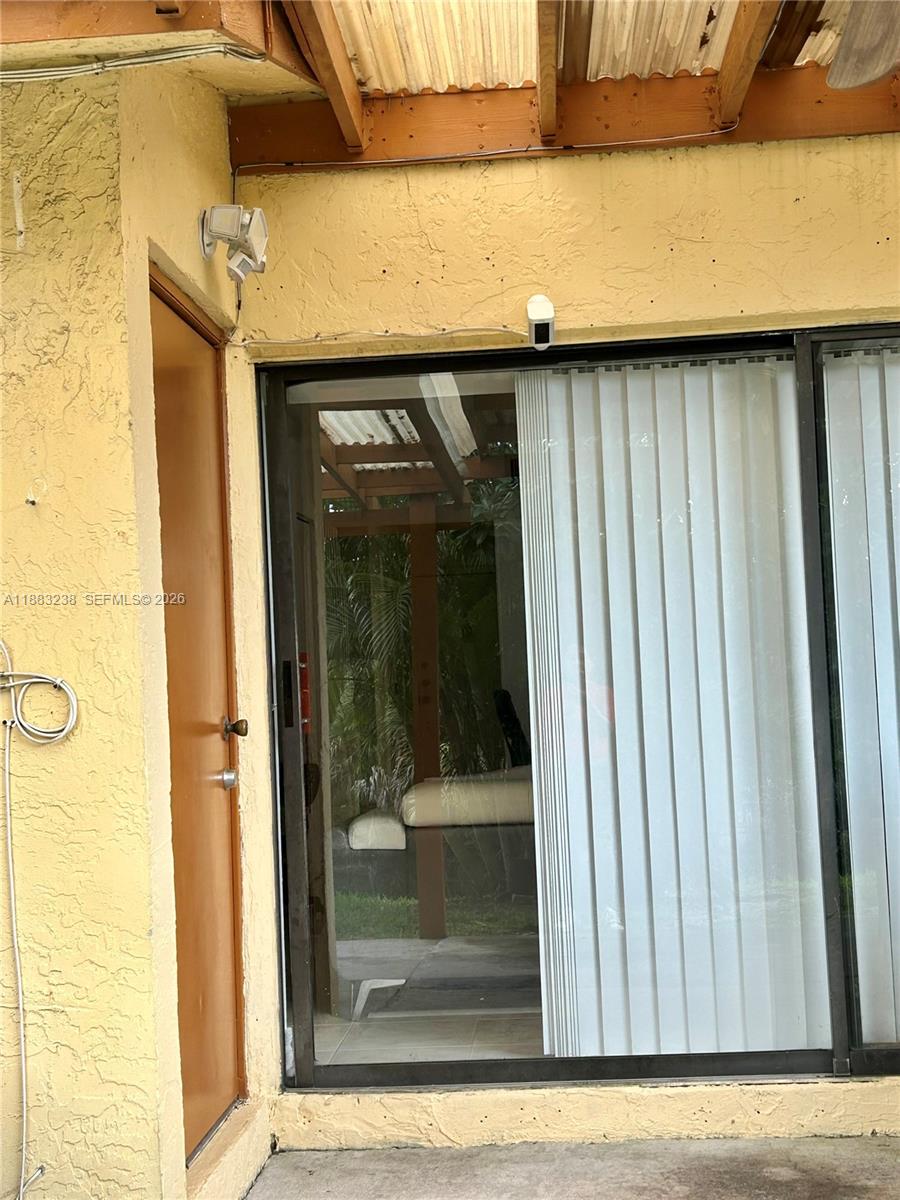 SPRING TREE - Residential