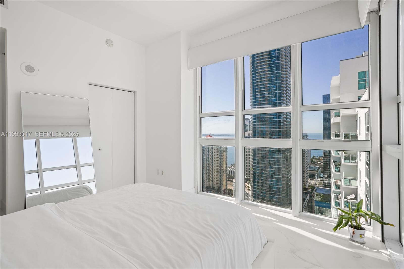 THE PLAZA 851 BRICKELL CO - Residential
