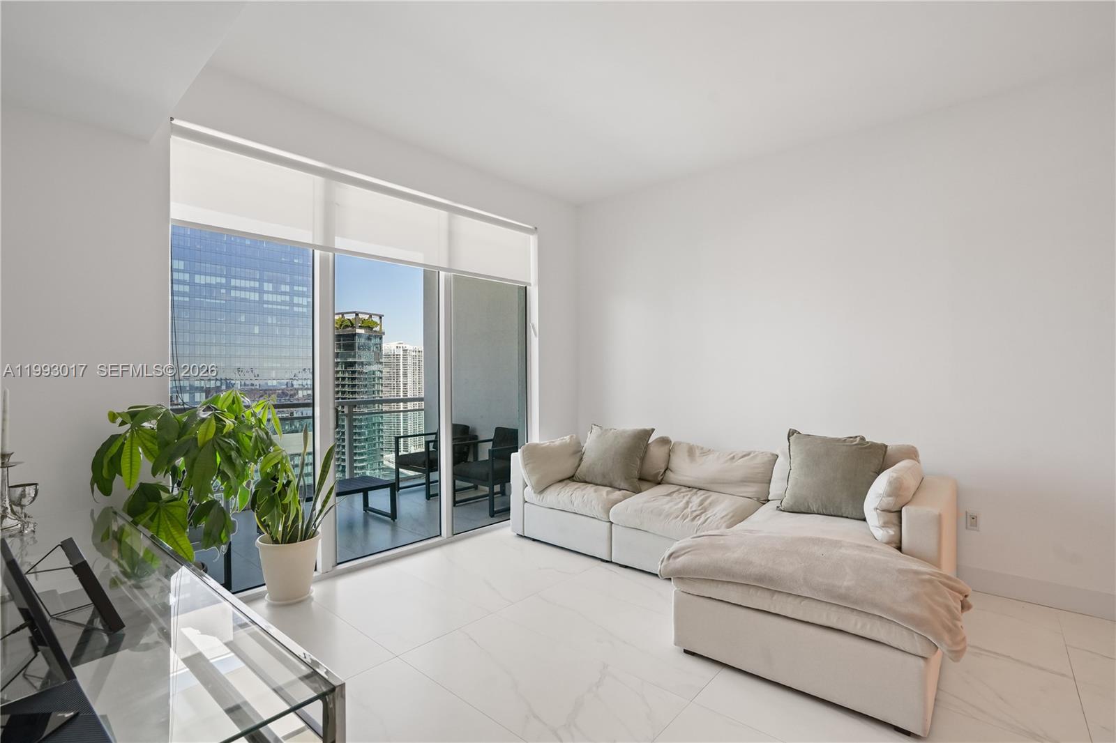 THE PLAZA 851 BRICKELL CO - Residential