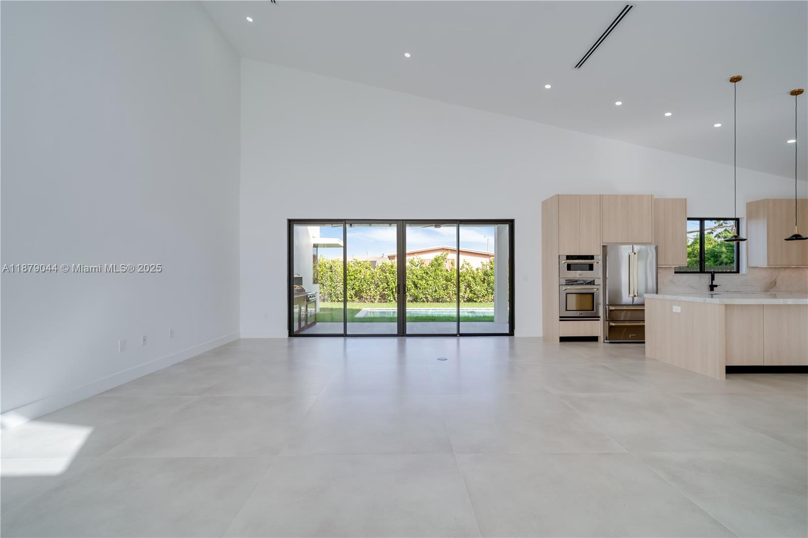 FAIRLAWN ESTATES - Residential