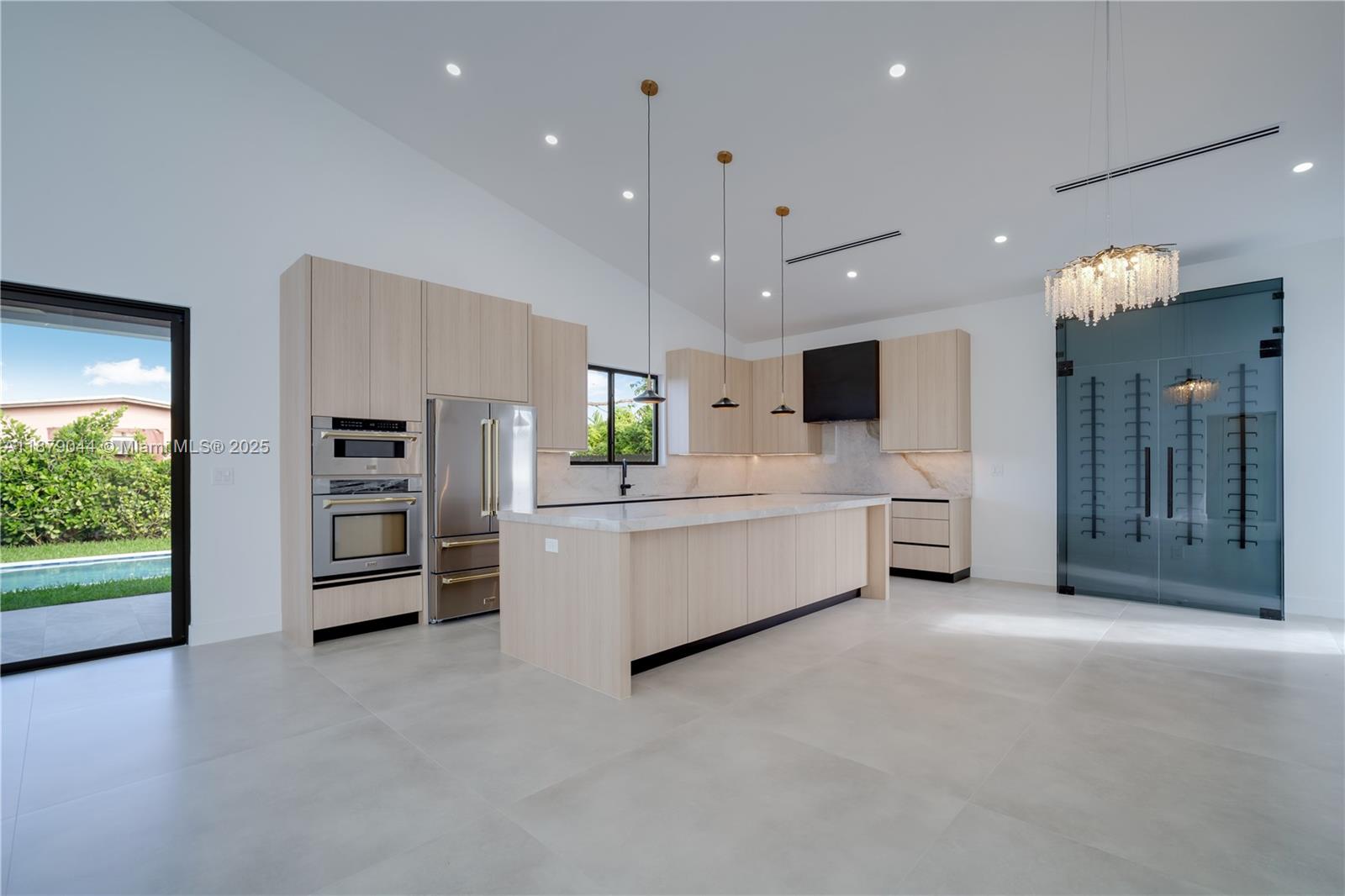 FAIRLAWN ESTATES - Residential