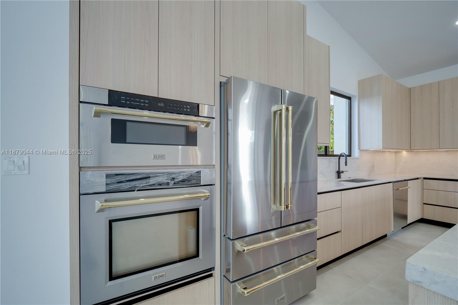 FAIRLAWN ESTATES - Residential