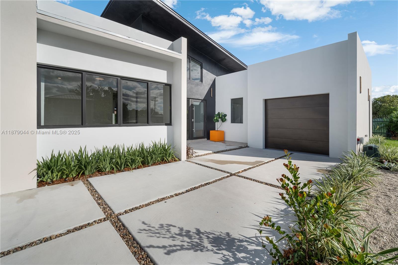 FAIRLAWN ESTATES - Residential