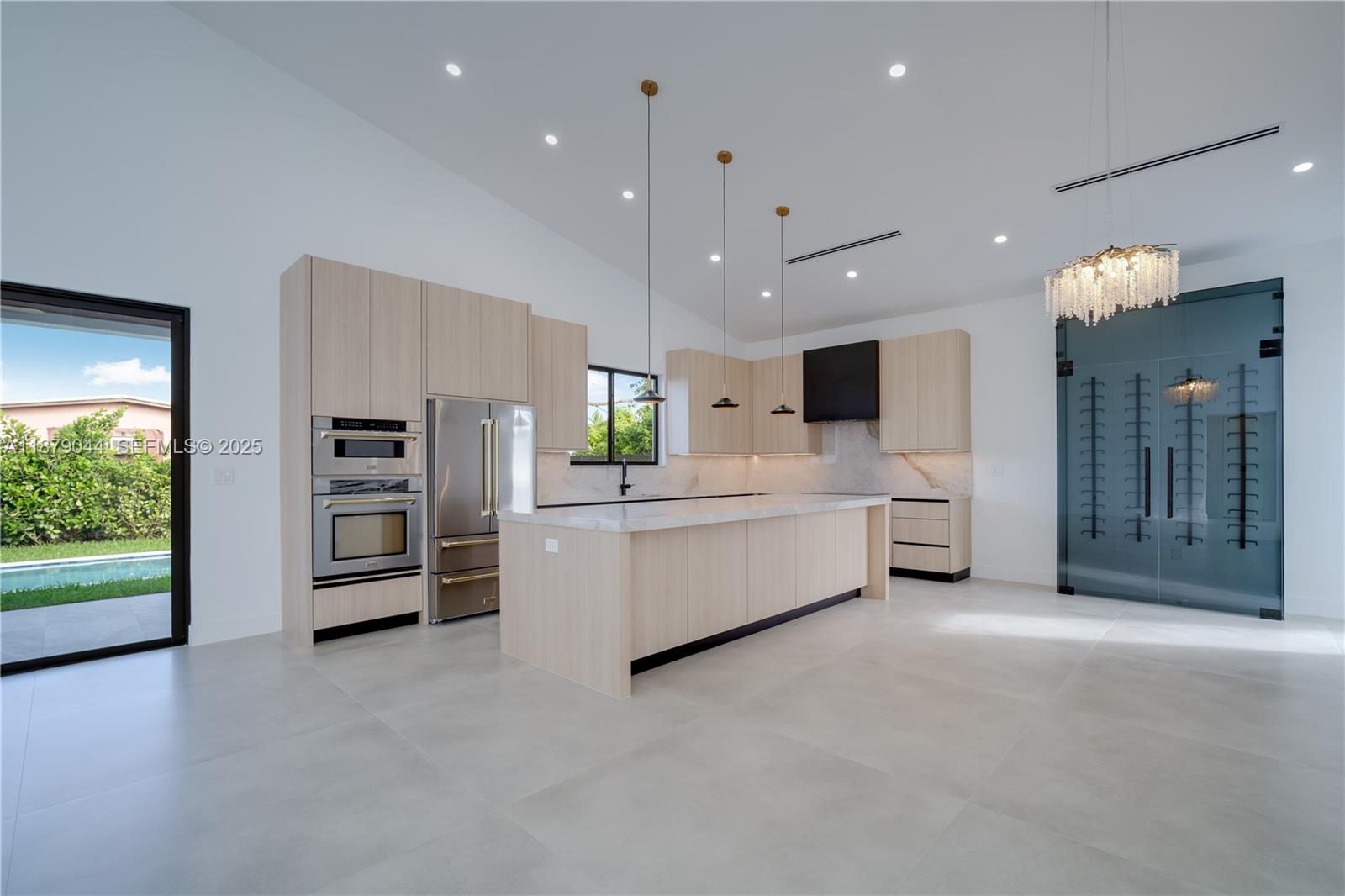 FAIRLAWN ESTATES - Residential