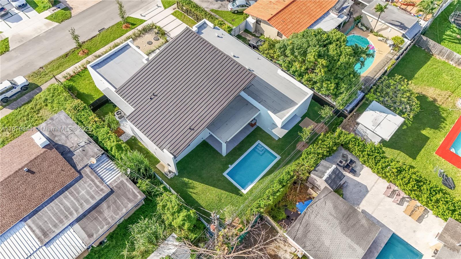 FAIRLAWN ESTATES - Residential