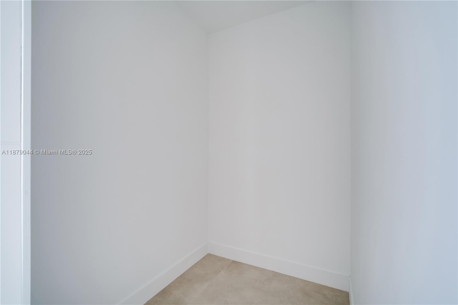 FAIRLAWN ESTATES - Residential