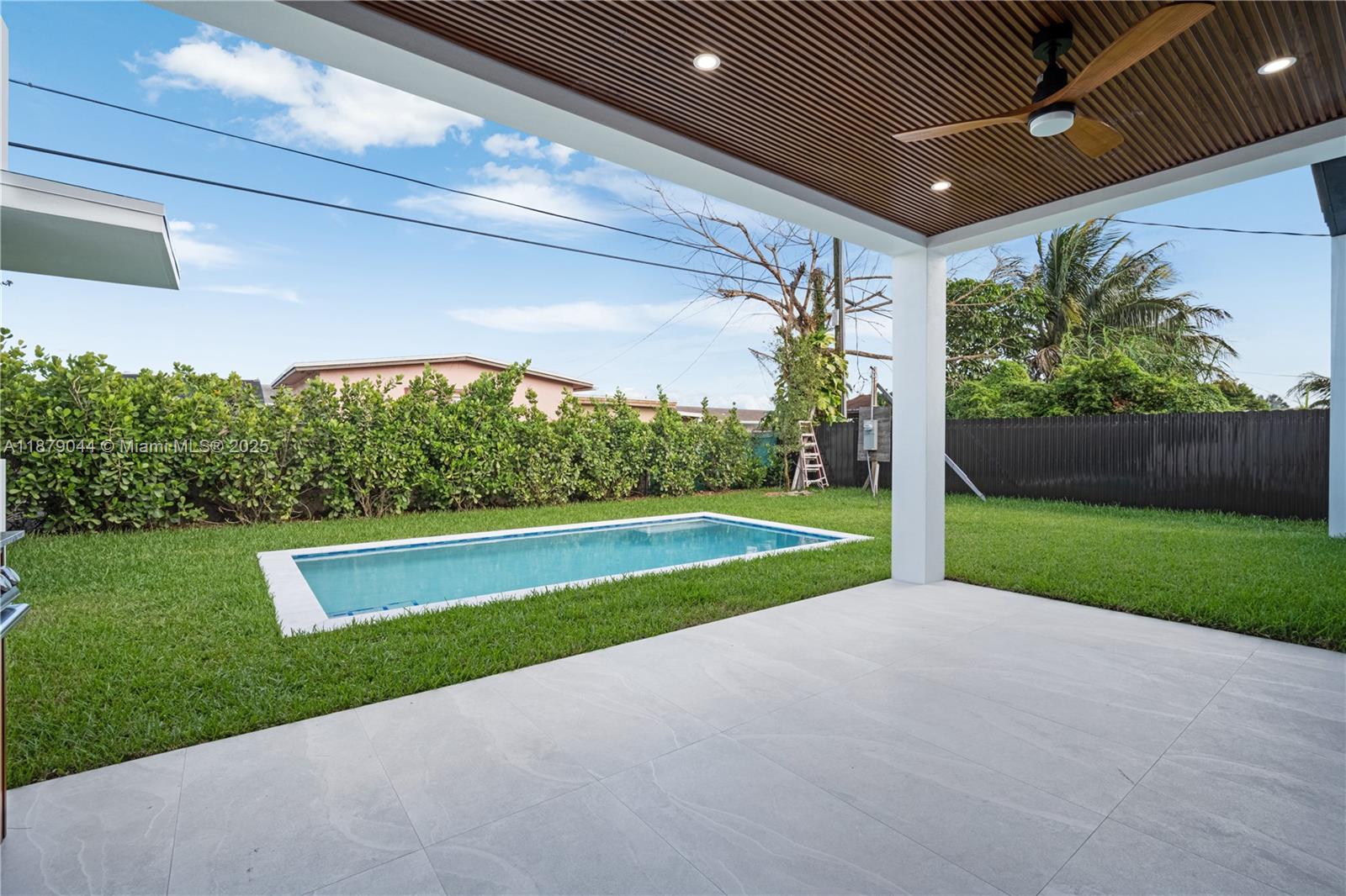 FAIRLAWN ESTATES - Residential