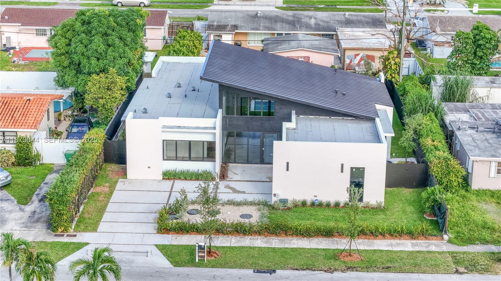 FAIRLAWN ESTATES - Residential