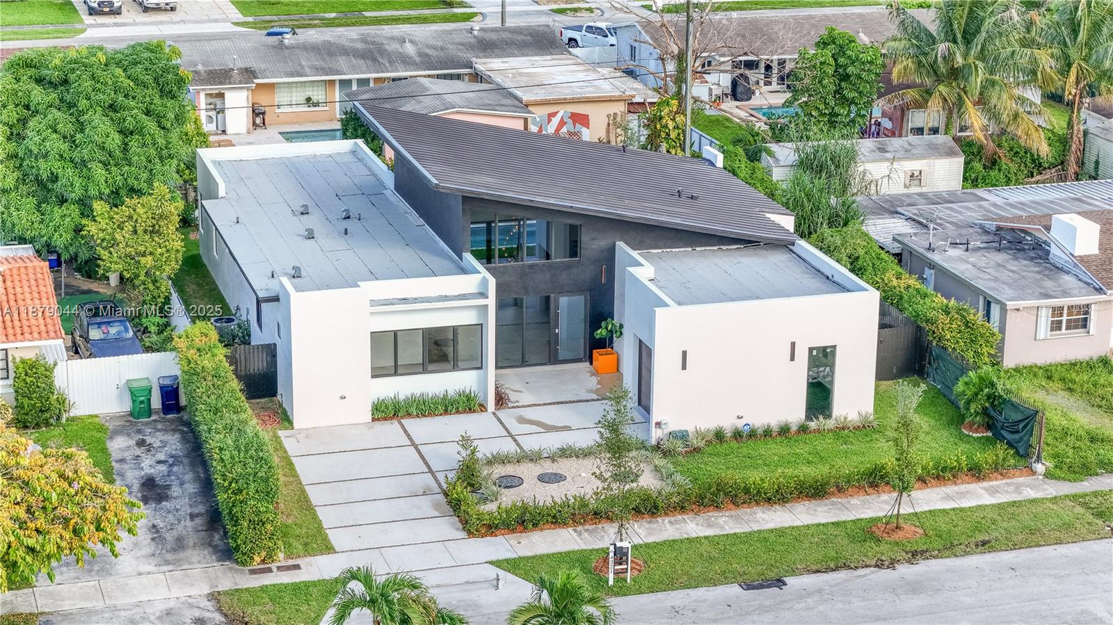 FAIRLAWN ESTATES - Residential