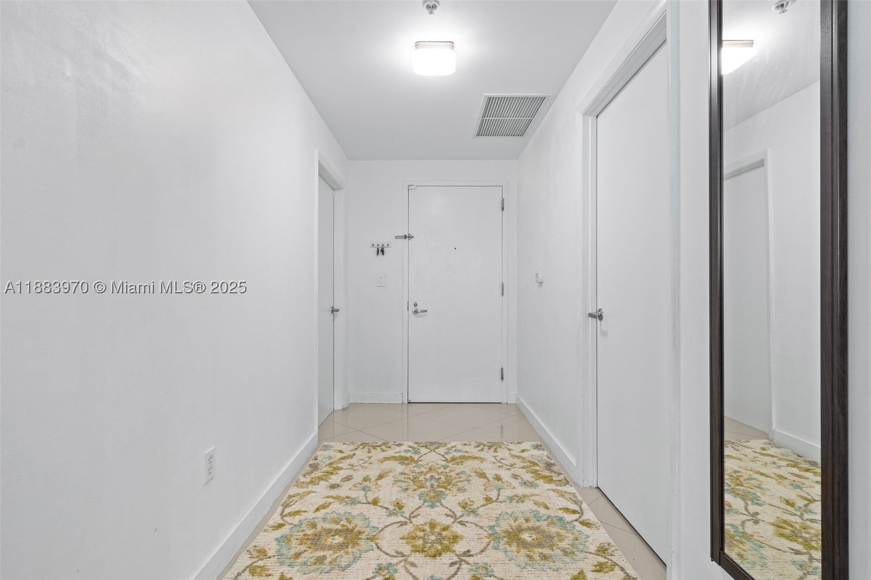 1900 N Bayshore Dr 4018
