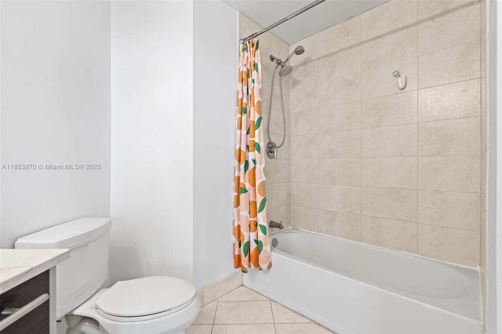 QUANTUM ON THE BAY CONDO - Residential