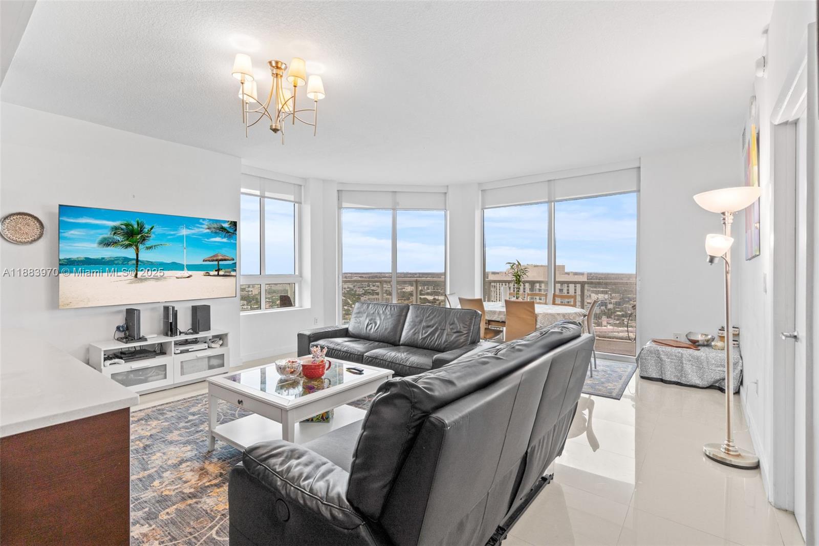 QUANTUM ON THE BAY CONDO - Residential