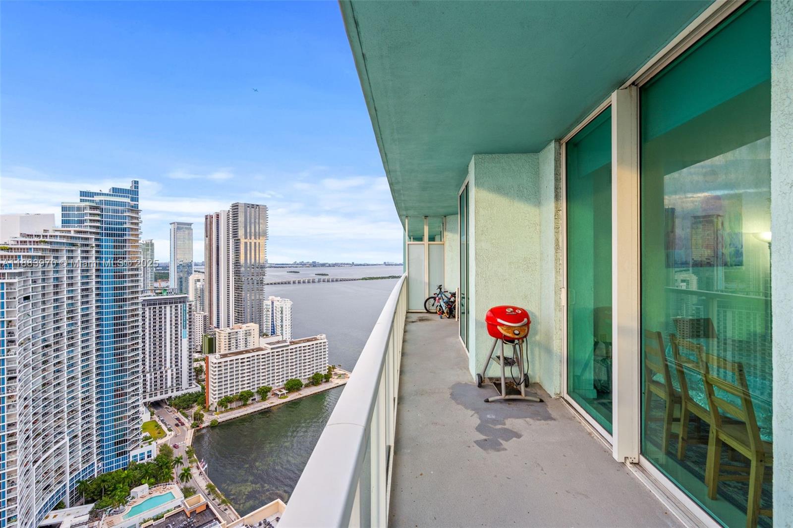 QUANTUM ON THE BAY CONDO - Residential