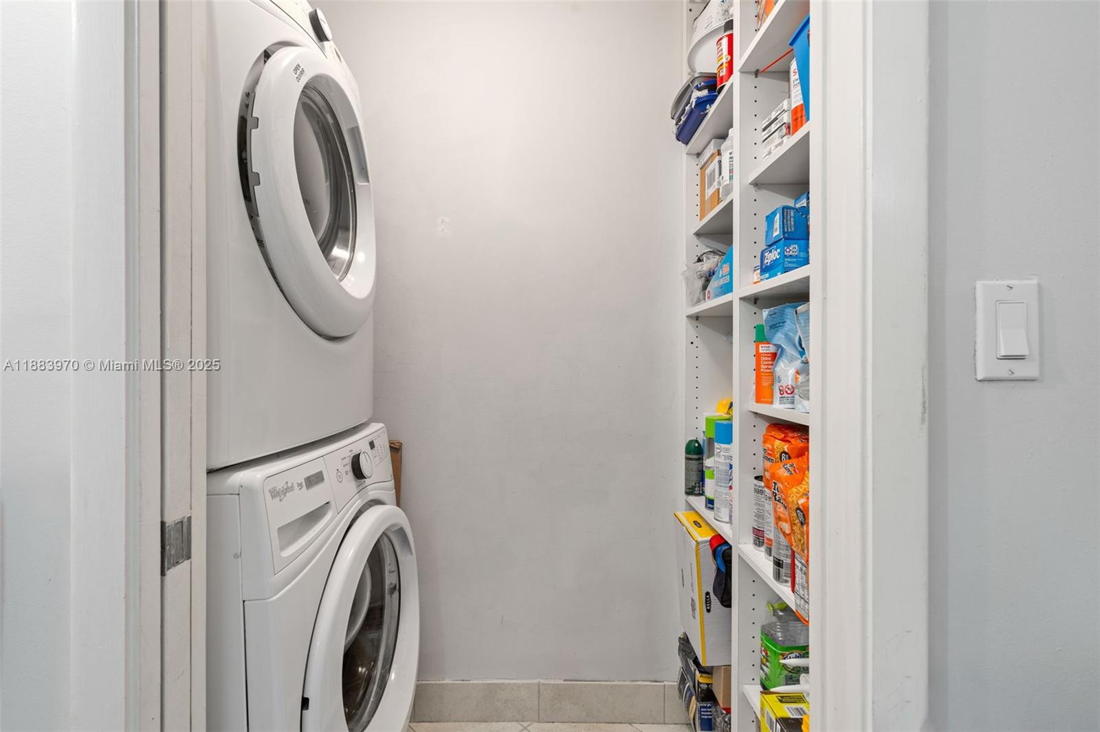 QUANTUM ON THE BAY CONDO - Residential