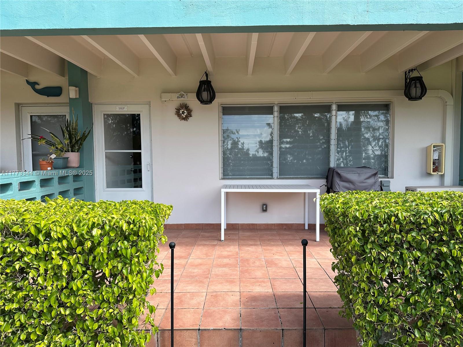 EASTERN SHORES PALO ALTO - Residential