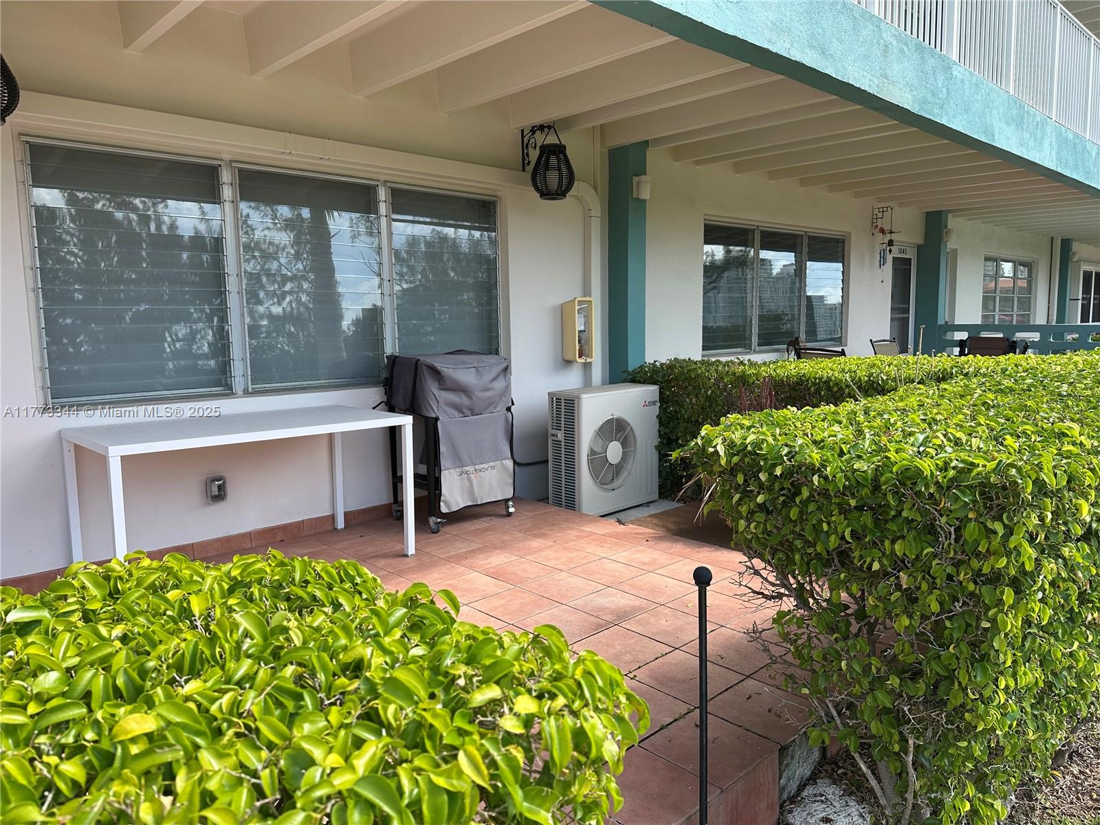 EASTERN SHORES PALO ALTO - Residential