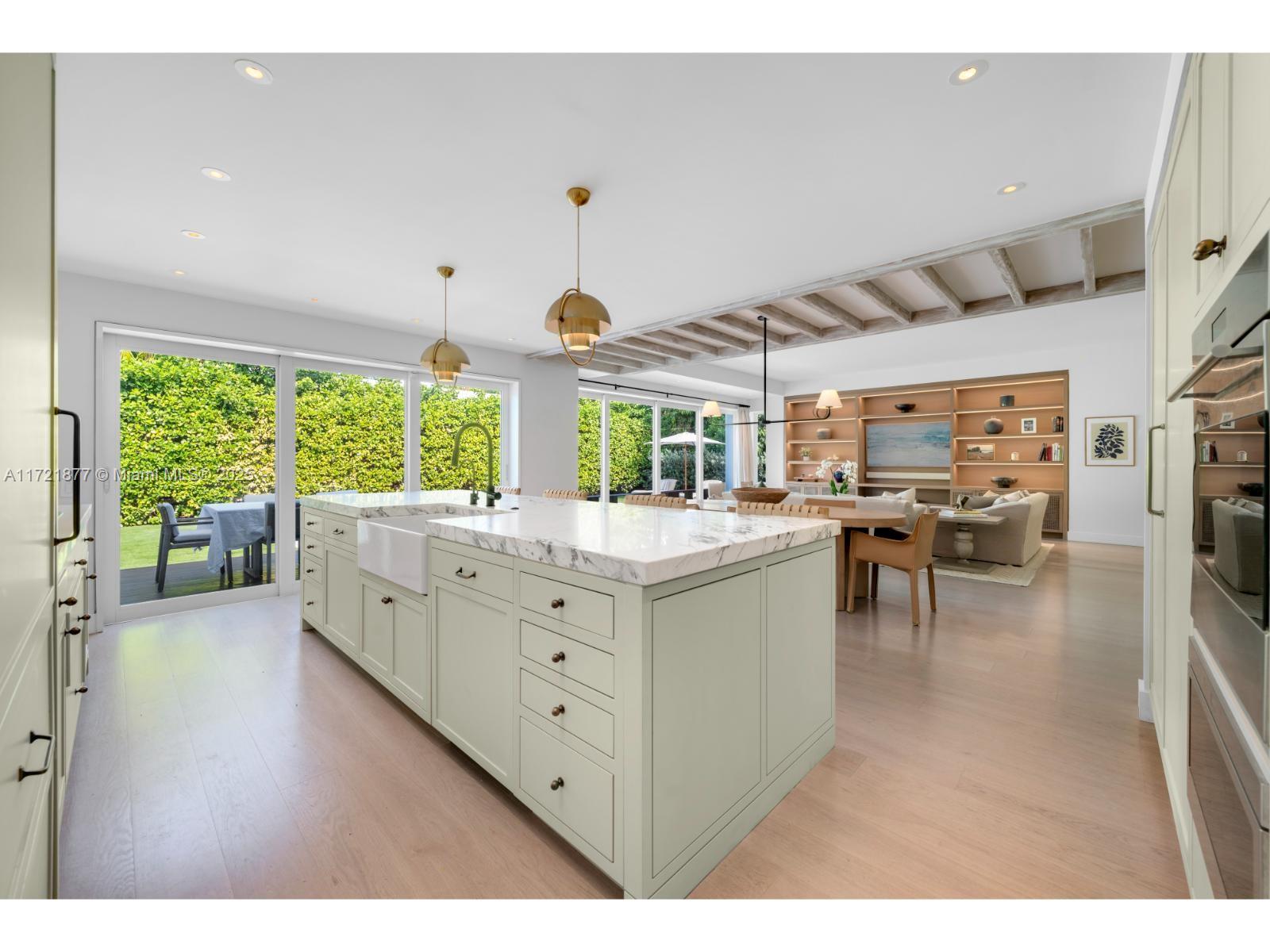 DI LIDO ISLAND - Residential