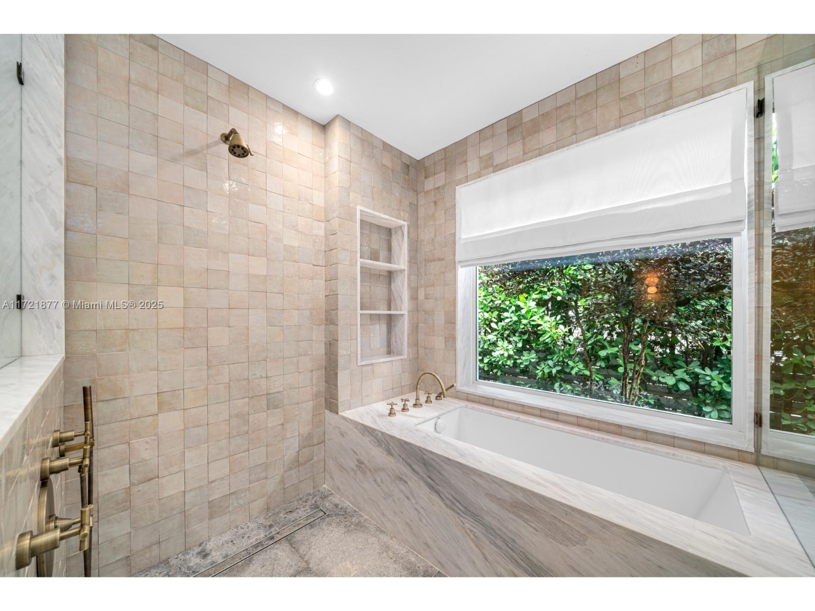 DI LIDO ISLAND - Residential