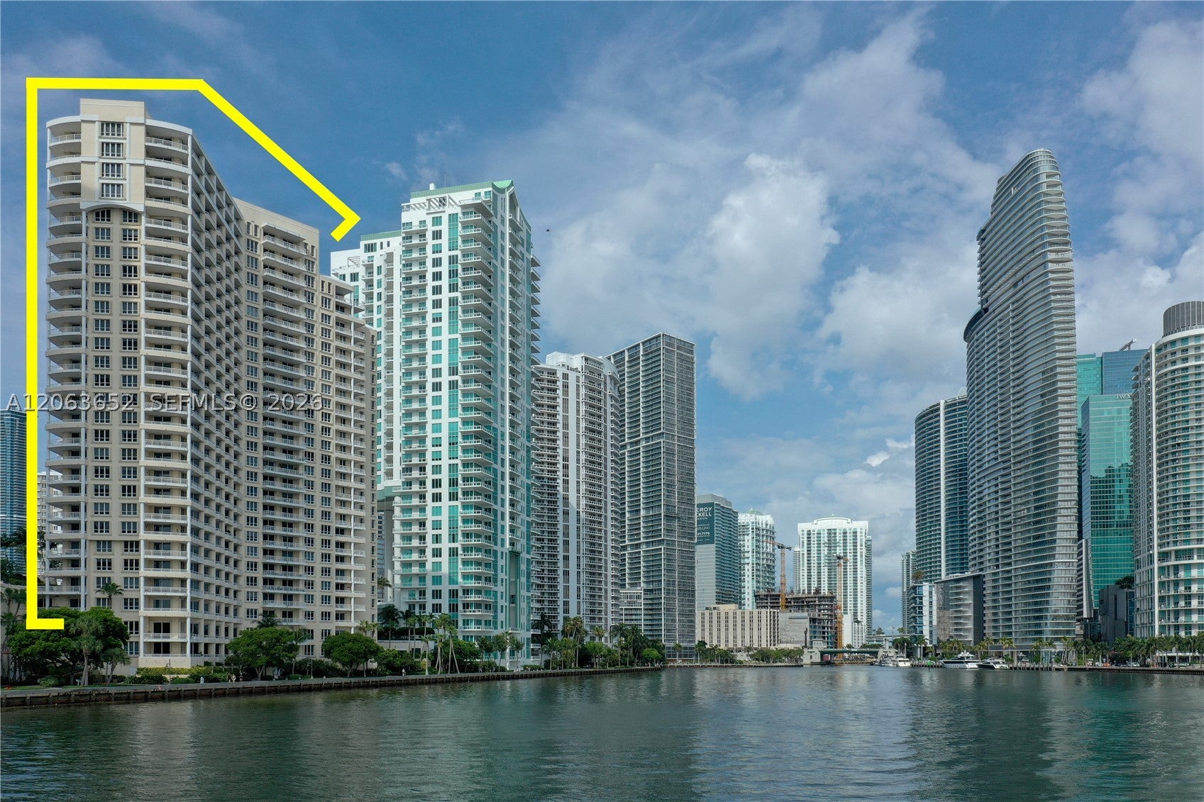 888 Brickell Key Dr 512