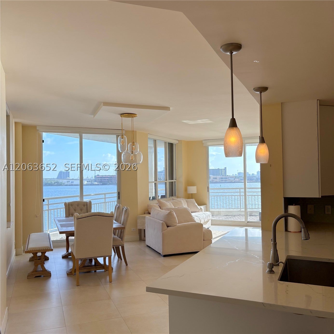 888 Brickell Key Dr 512