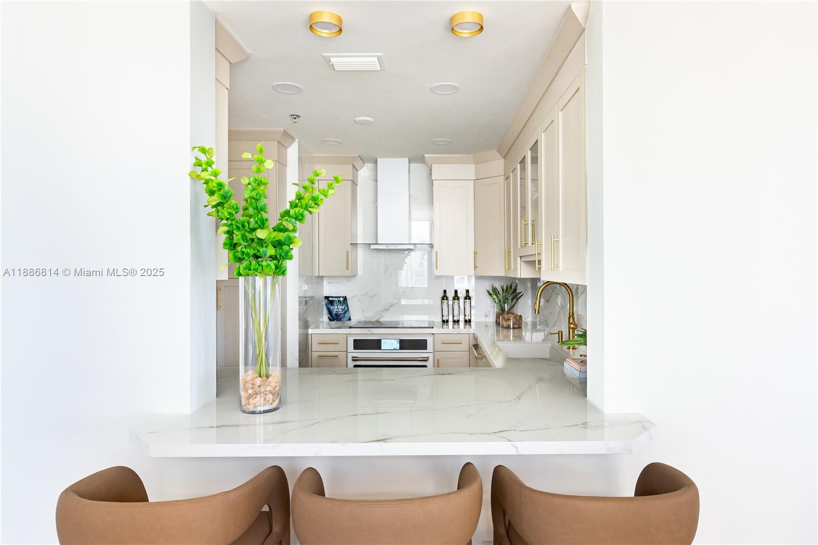 GABLES ON THE GREEN CONDO - Residential