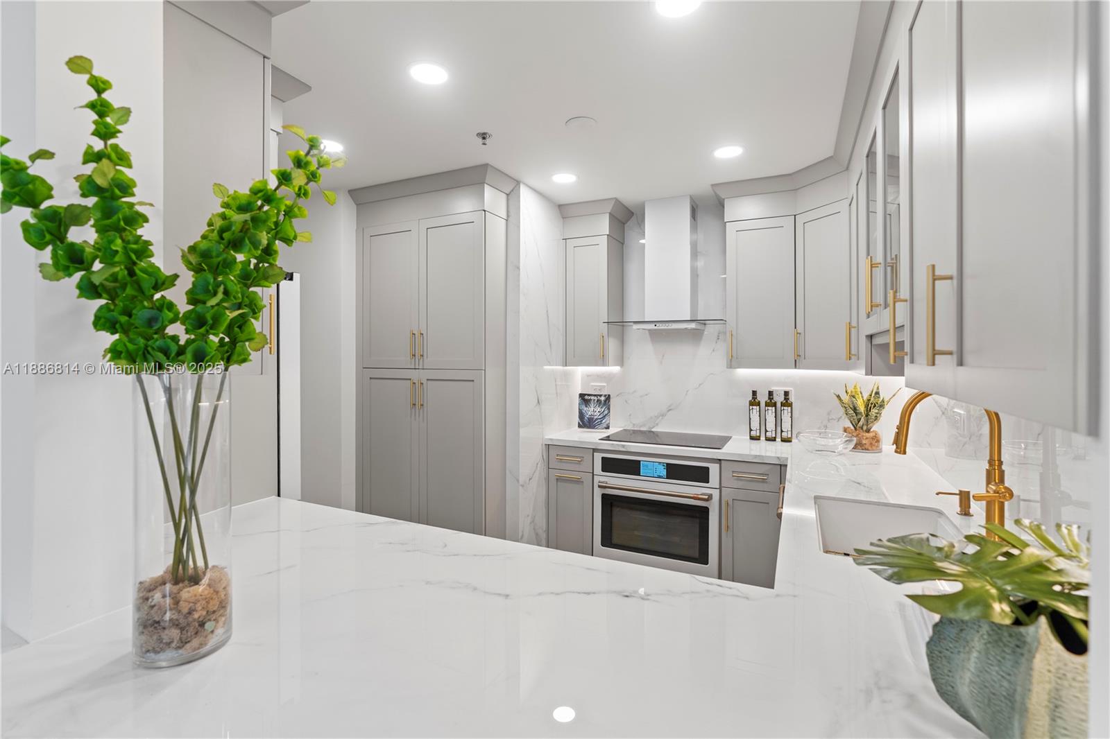 GABLES ON THE GREEN CONDO - Residential