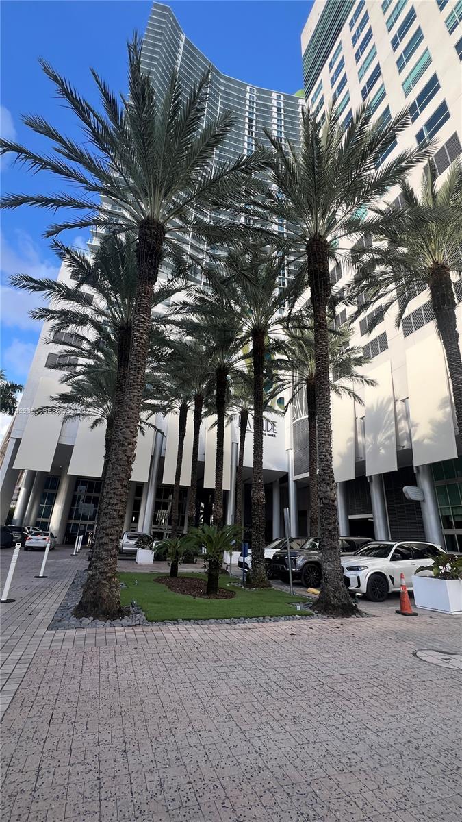 LATITUDE ON THE RIVER CON - Residential