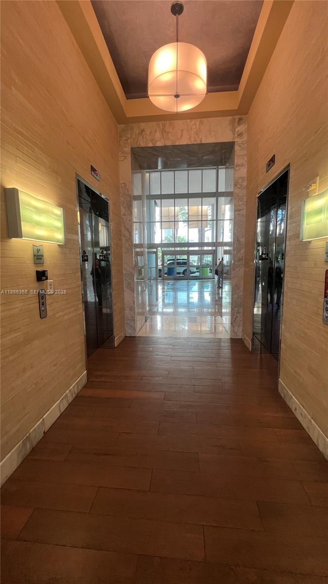 LATITUDE ON THE RIVER CON - Residential