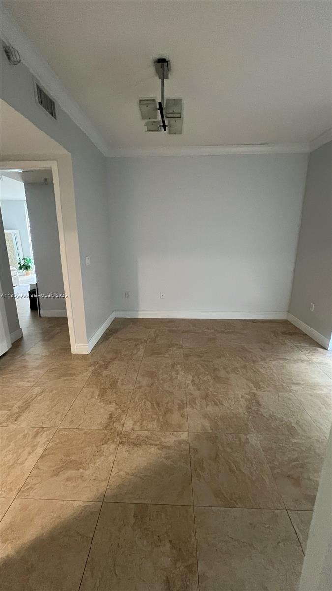 LATITUDE ON THE RIVER CON - Residential