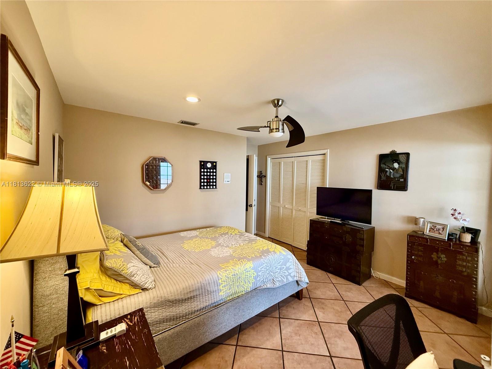DORAL DUNES 1ST ADDN - Residential Lease