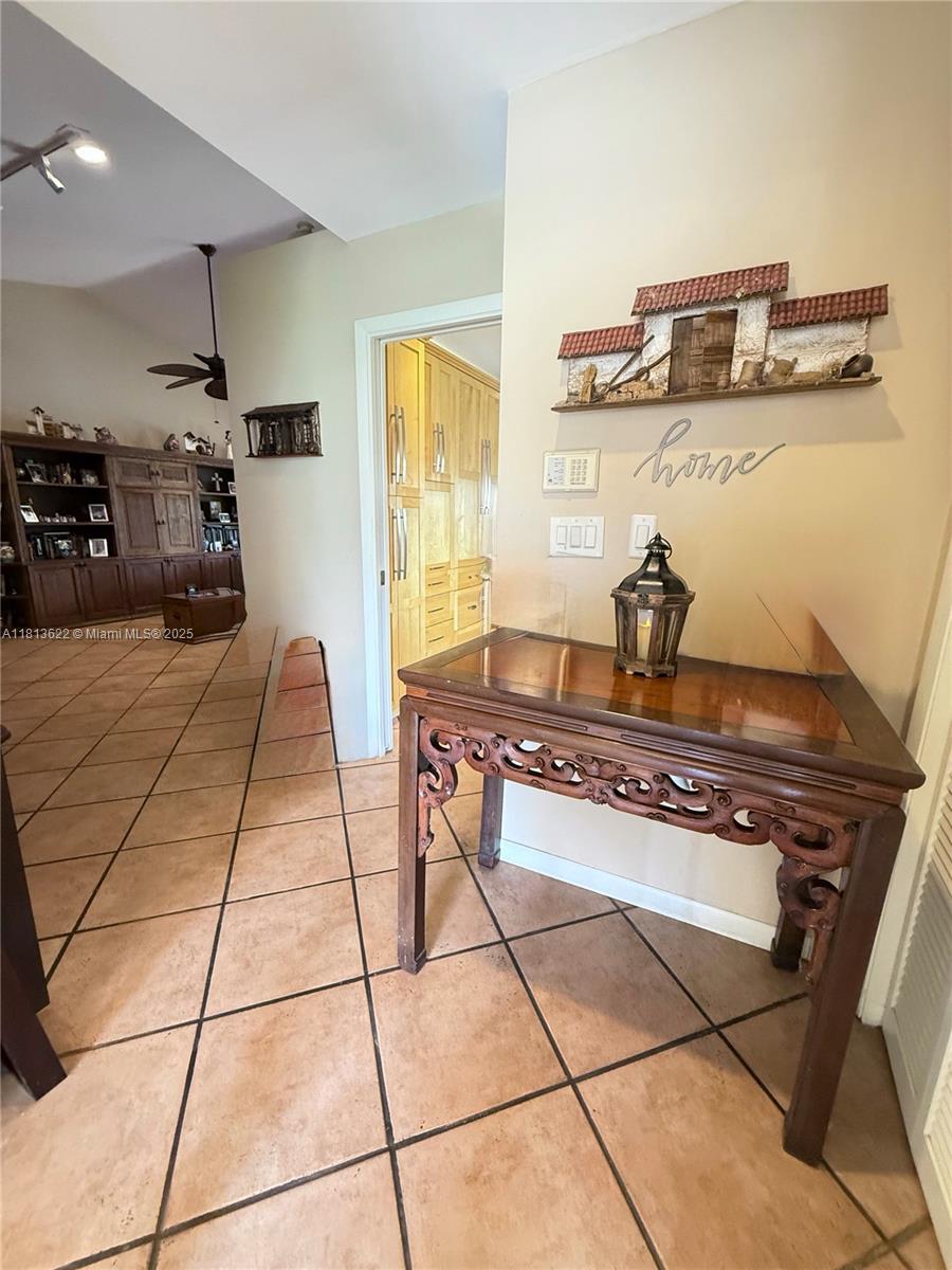 DORAL DUNES 1ST ADDN - Residential Lease