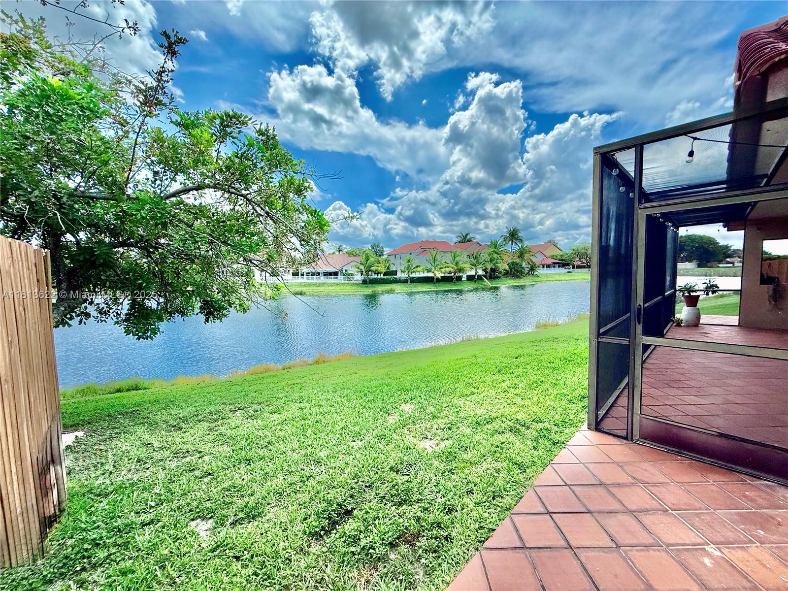 DORAL DUNES 1ST ADDN - Residential Lease