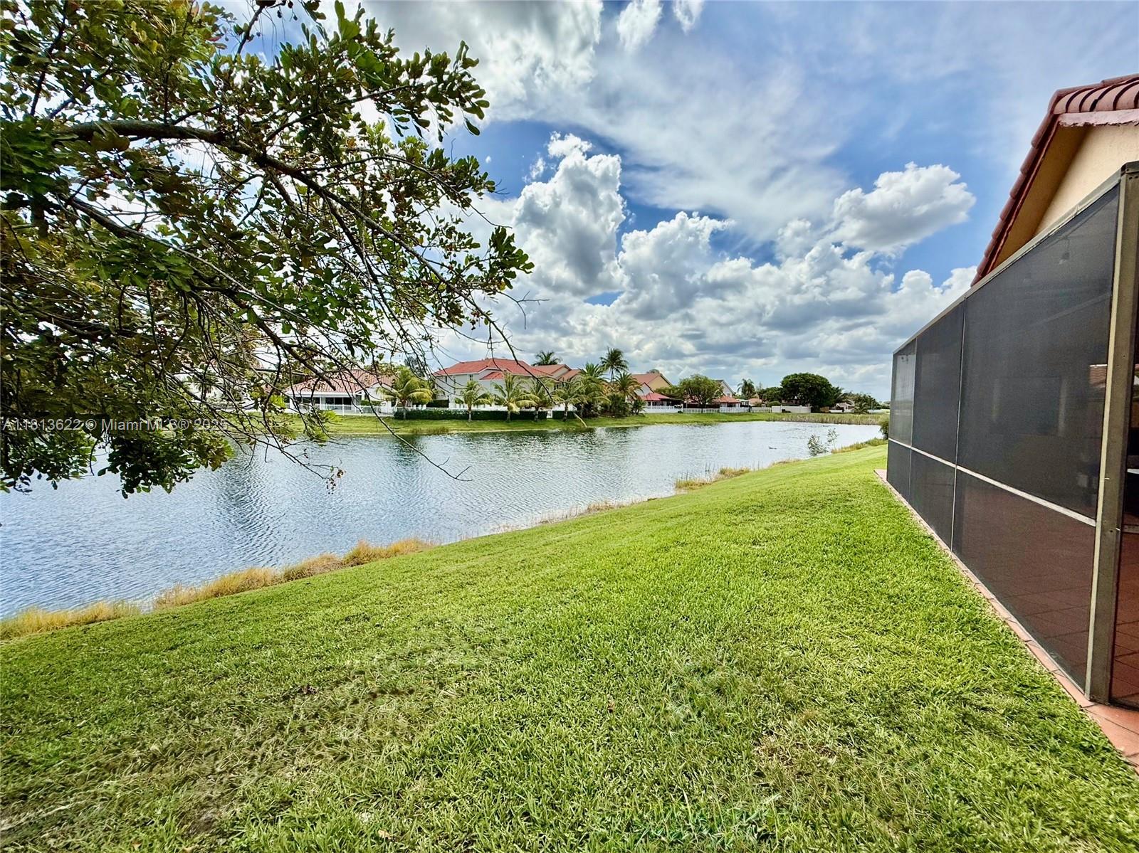 DORAL DUNES 1ST ADDN - Residential Lease