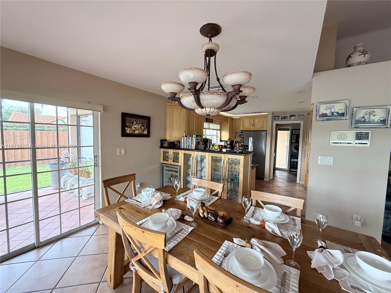 DORAL DUNES 1ST ADDN - Residential Lease