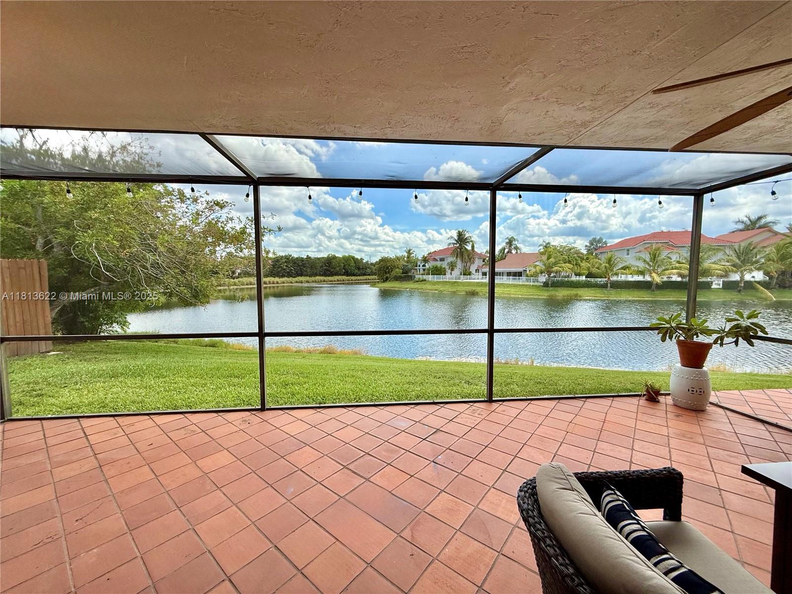 DORAL DUNES 1ST ADDN - Residential Lease