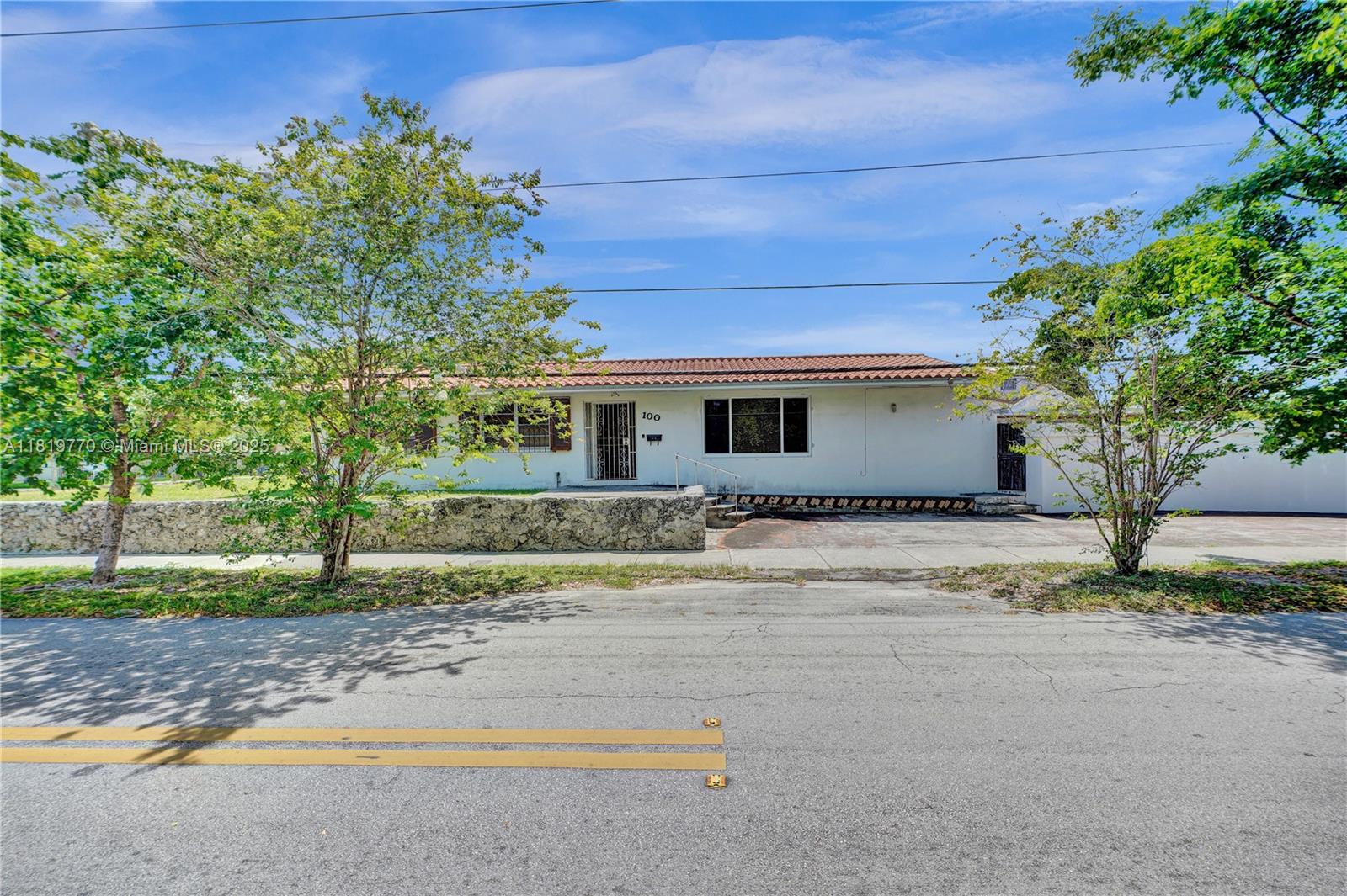 100 NW 23rd Ave, Miami, FL, 33125/$649,995 2 100 NW 23rd Ave