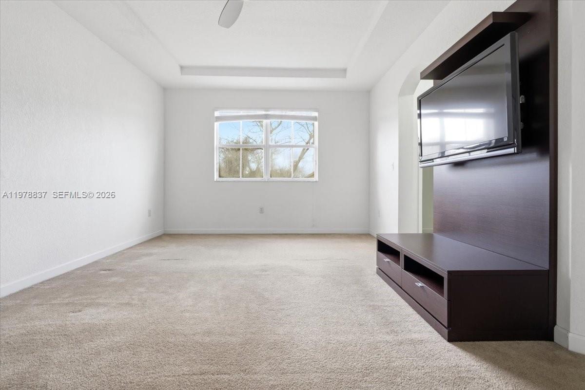 ISLANDS AT DORAL TOWNHOME - Residential