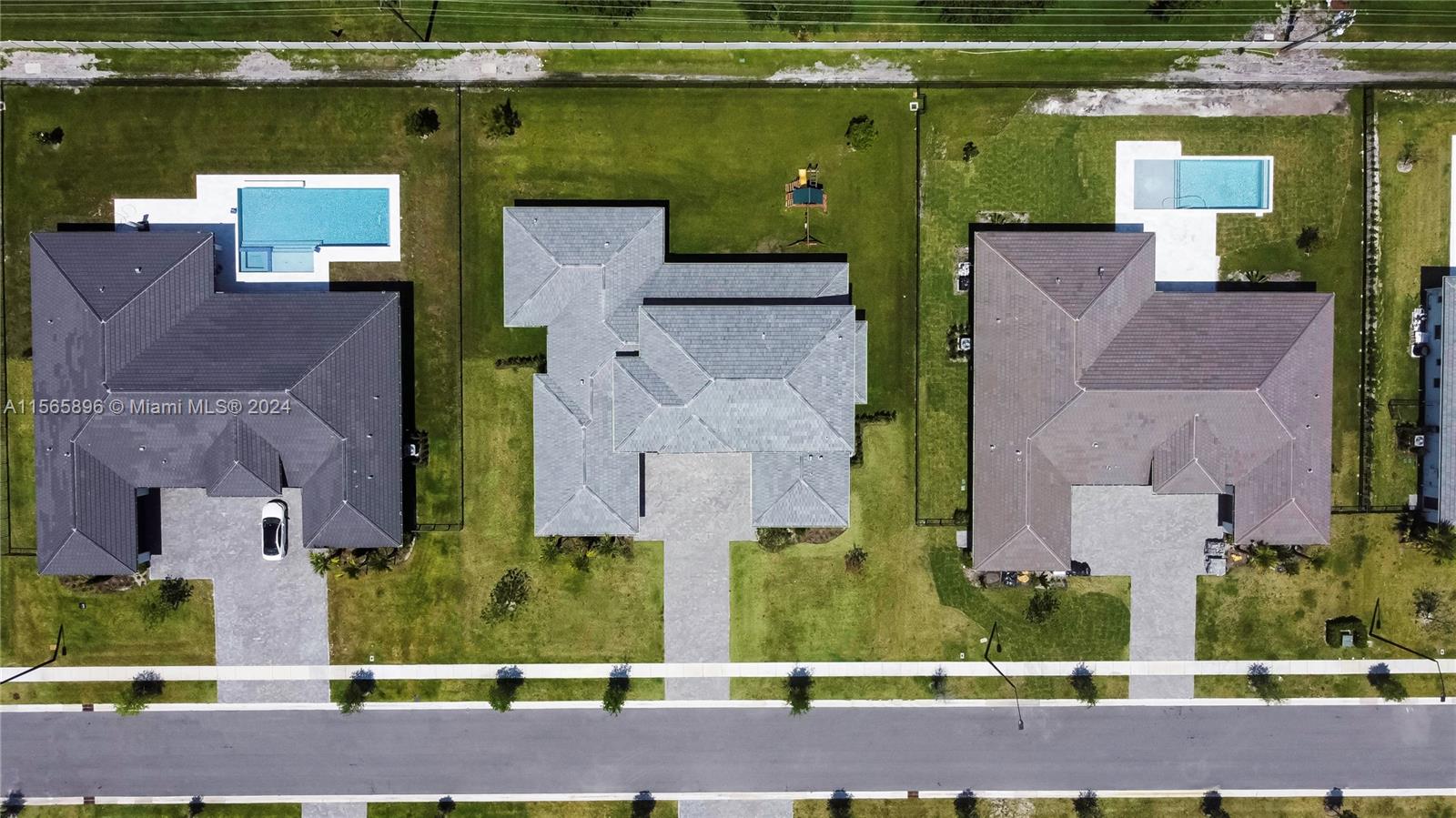 SIERRA ESTATES - Residential