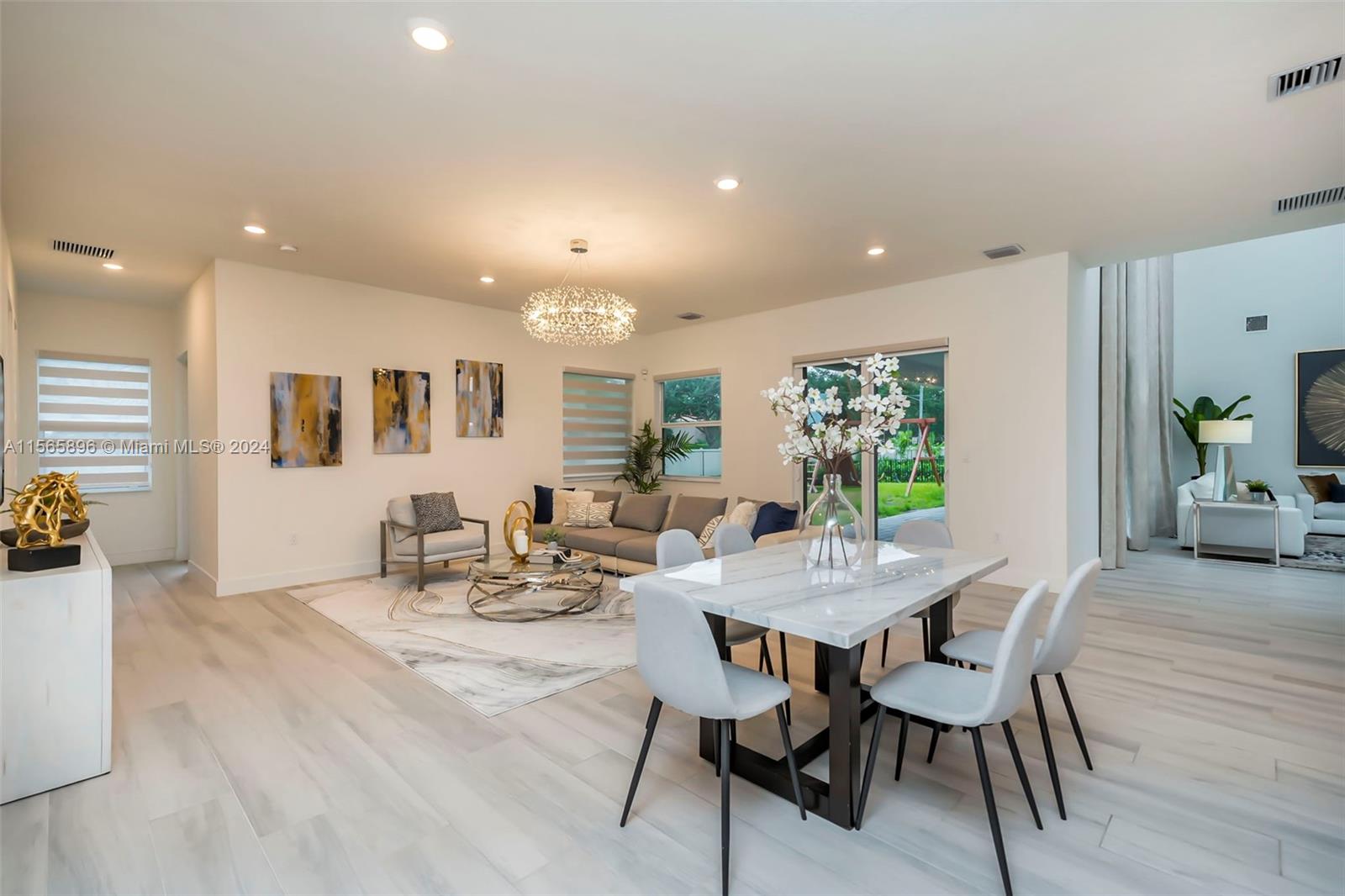 SIERRA ESTATES - Residential