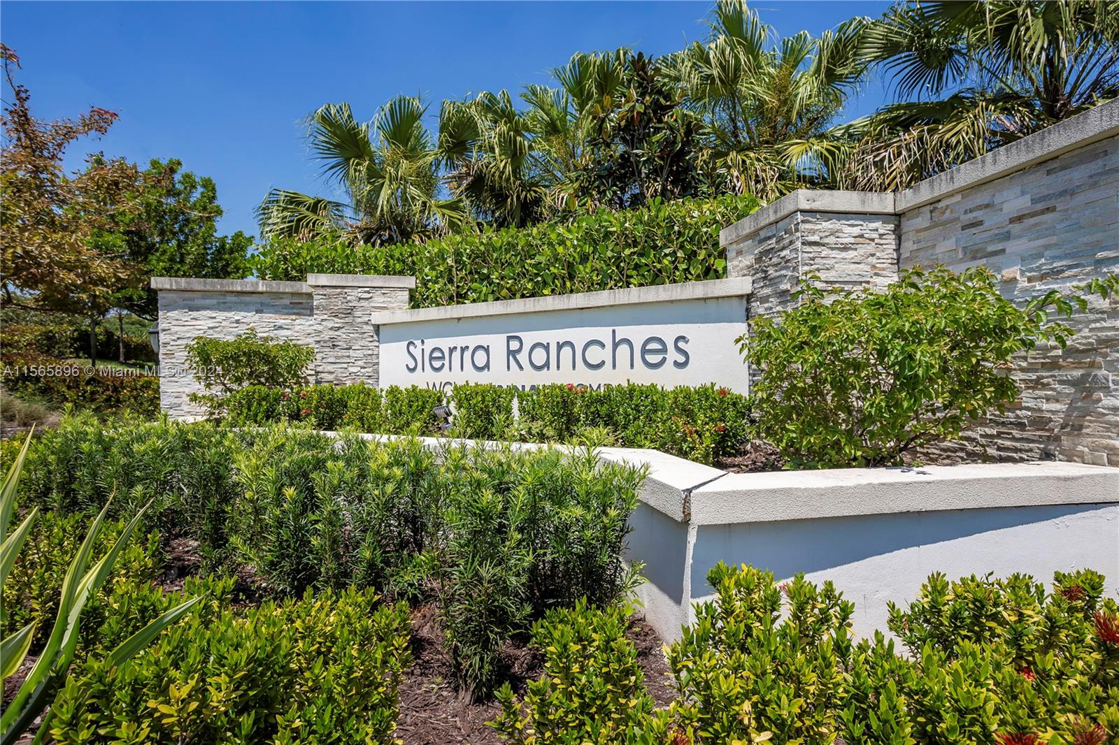 SIERRA ESTATES - Residential