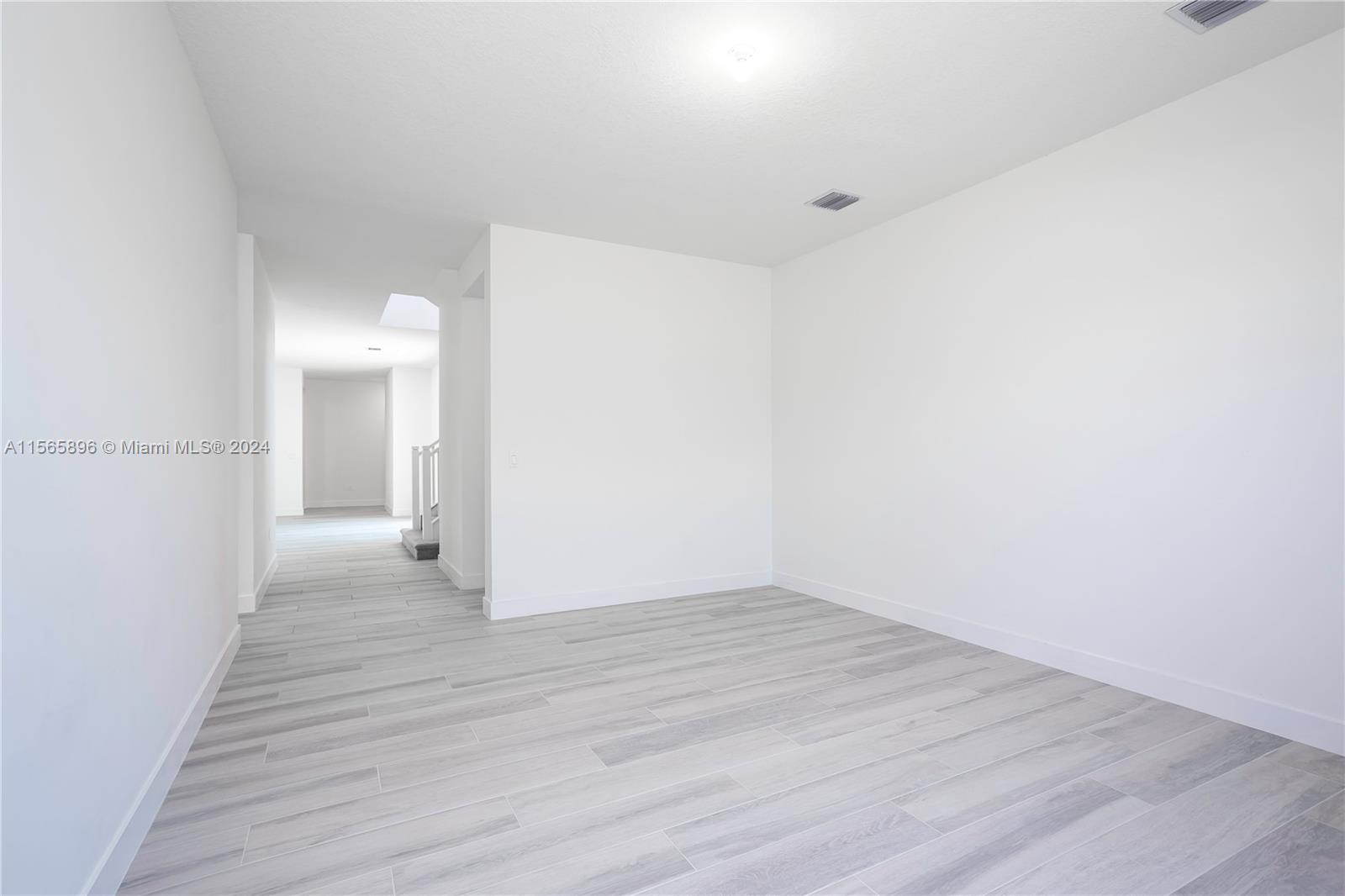 SIERRA ESTATES - Residential