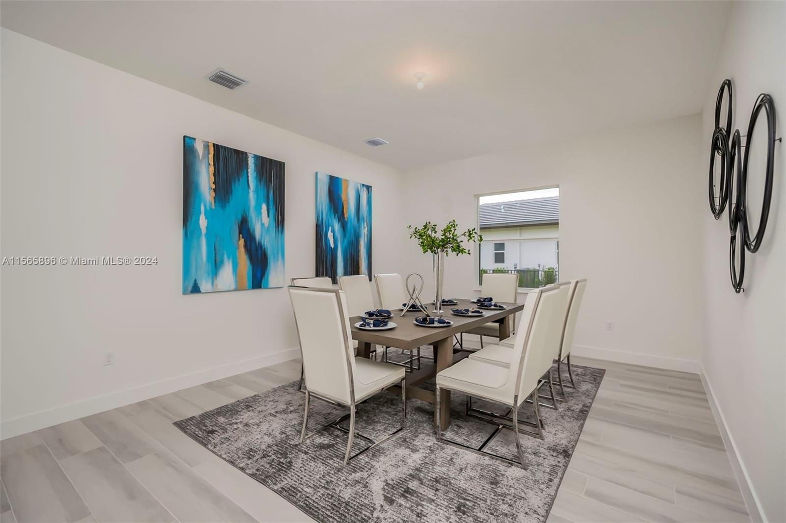 SIERRA ESTATES - Residential