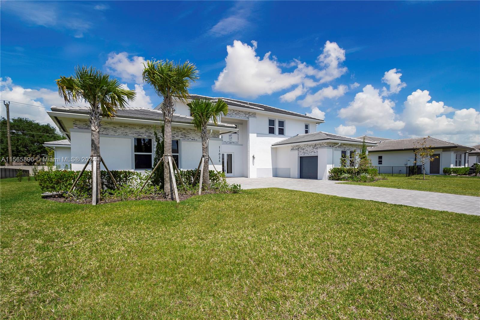 SIERRA ESTATES - Residential