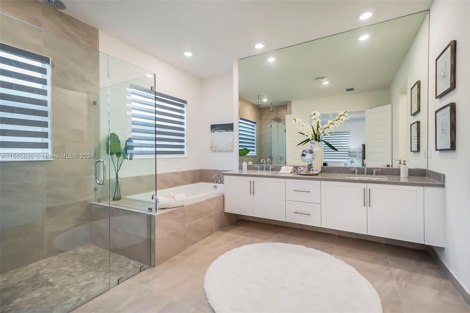 SIERRA ESTATES - Residential