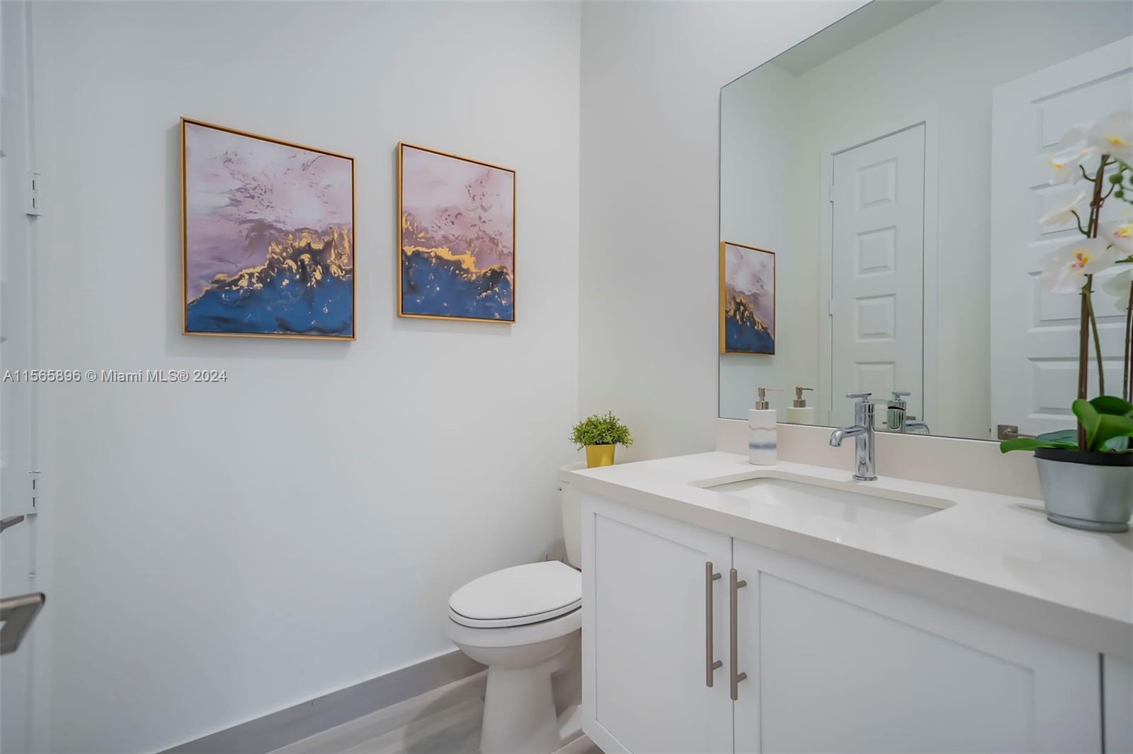 SIERRA ESTATES - Residential