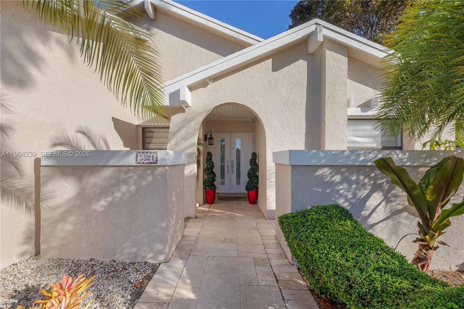 LAKES OF THE MEADOW SEC 3 - Residential