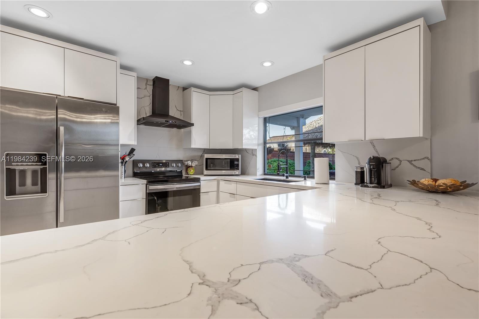 LAKES OF THE MEADOW SEC 3 - Residential